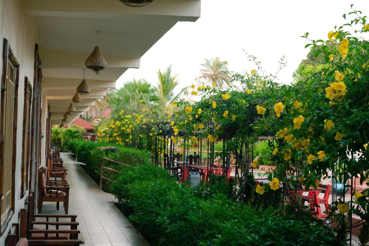 Bamboo Garden Hotel 세레쿤다 외부 사진