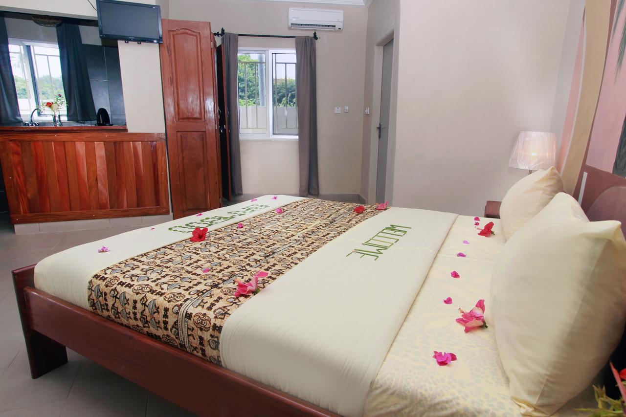 Bamboo Garden Hotel 세레쿤다 외부 사진